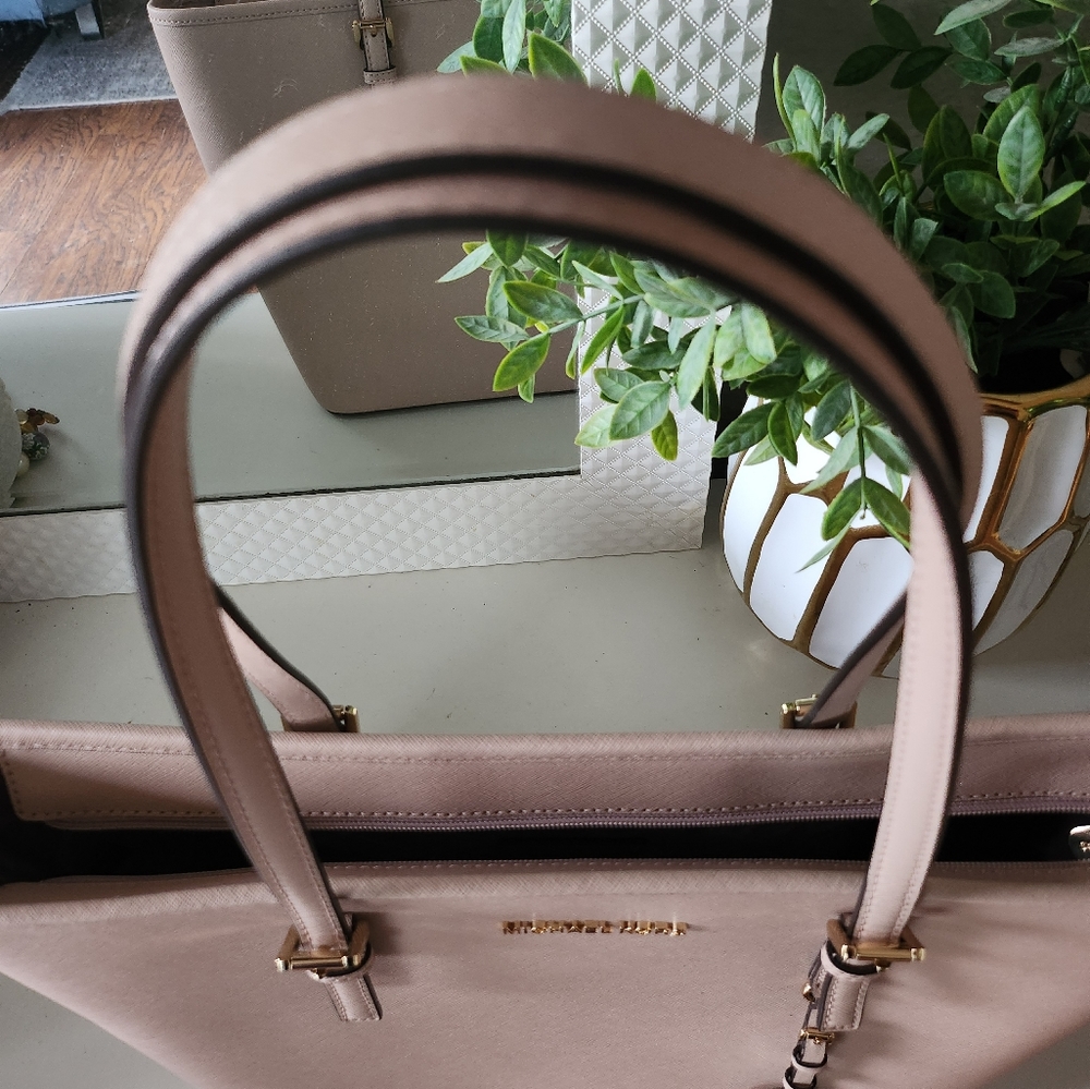 Michael Kors Jet Set Tote Large - Picture 3 of 7